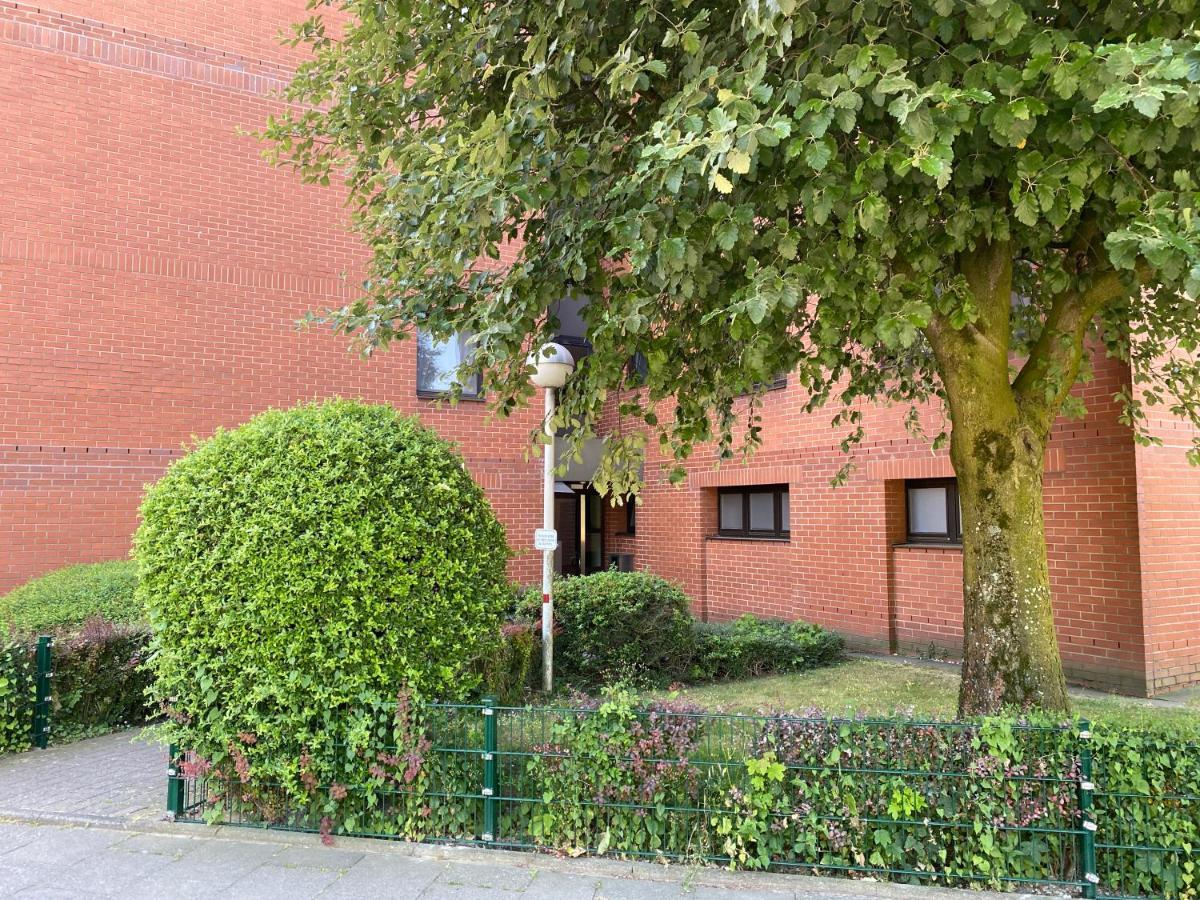 Schoene Mit Rheinblick/duesseldorf/neuss/messe Appartement